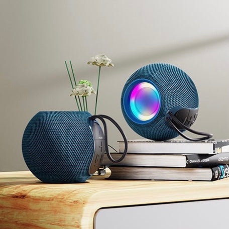 Smart wireless speaker with 3 lighting modes from Yesido