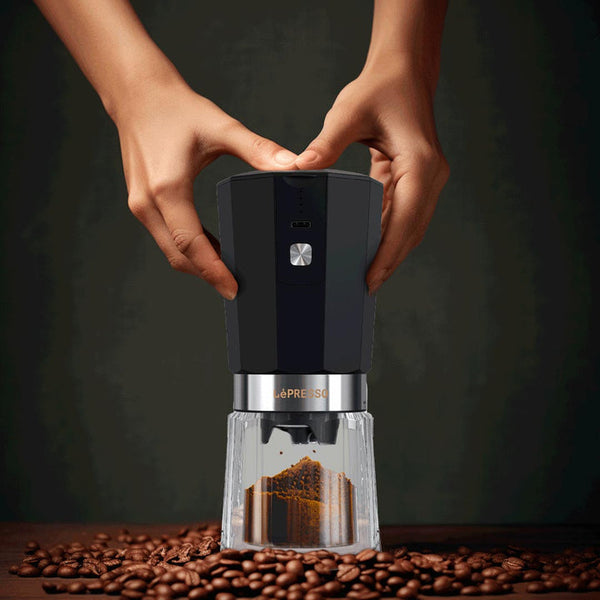 مطحنة القهوة الكهربائية اللاسلكية قابلة لإعادة الشحن ومحمولة بسعة 35 جرام من LePRESSO