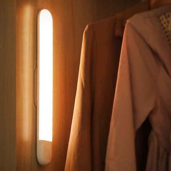 Baseus motion sensor light bulb