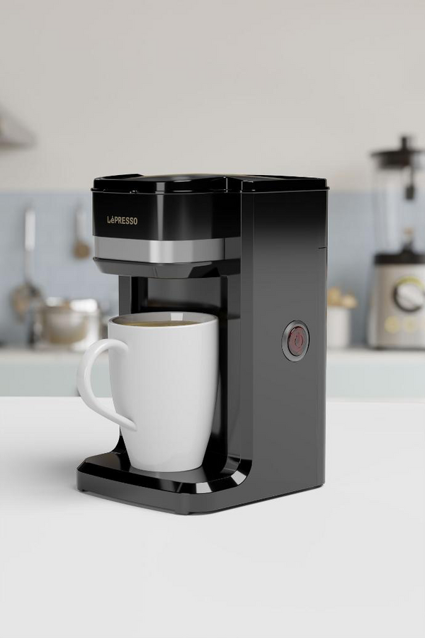 ماكينة صنع القهوة الأساسية من LePresso